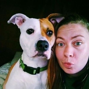 Meet your Posher, April